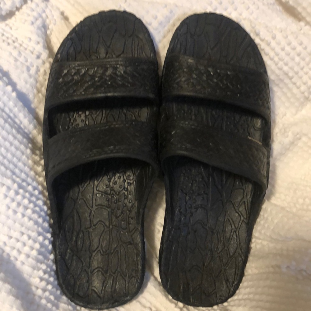 Black sandals